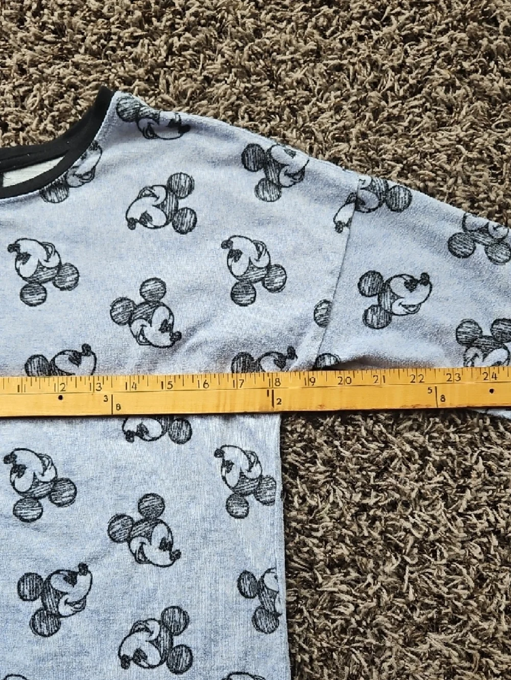 Disney Mickey Mouse Pajama Set Women’s Size Small Cute Print